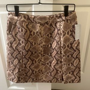 Ivy & Leo Beige Snakeskin Mini Skirt